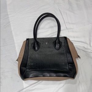 Pour la Victoire Purse